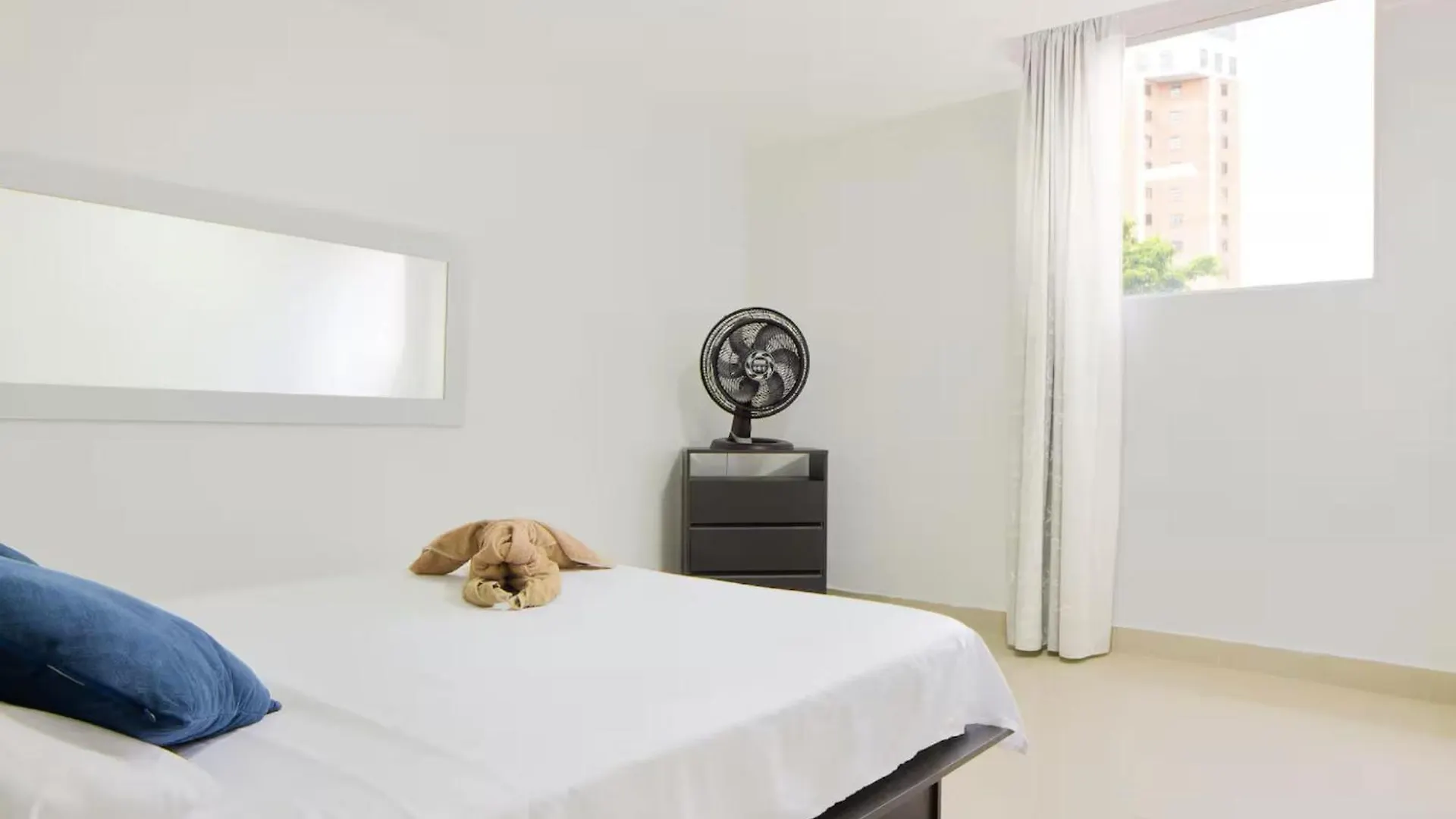 6 Bedroom Apart, With Arcade Machine, One Block From Lleras Park Medellín 0*,  Kolumbie