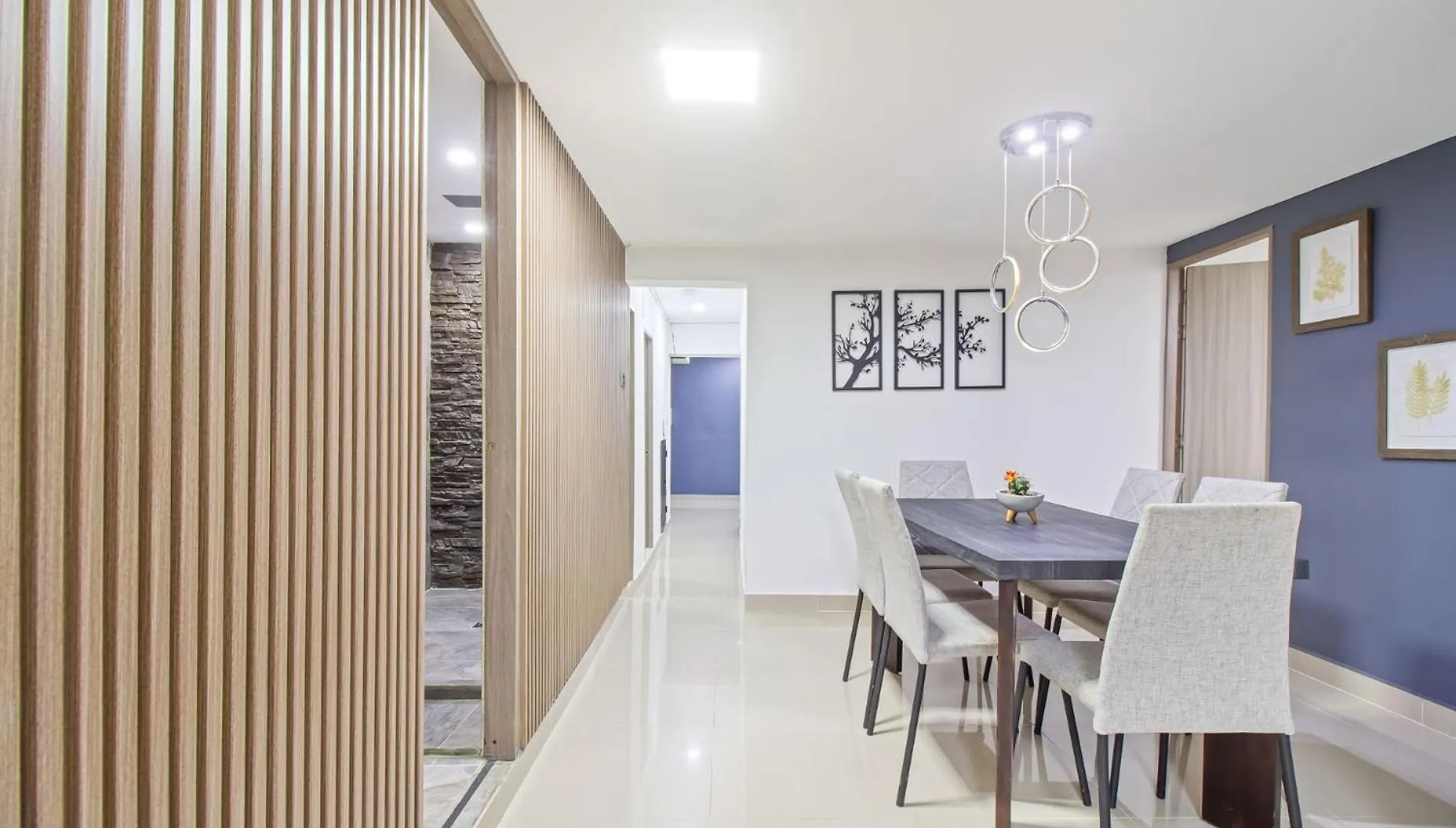 6 Bedroom Apart, With Arcade Machine, One Block From Lleras Park Medellín